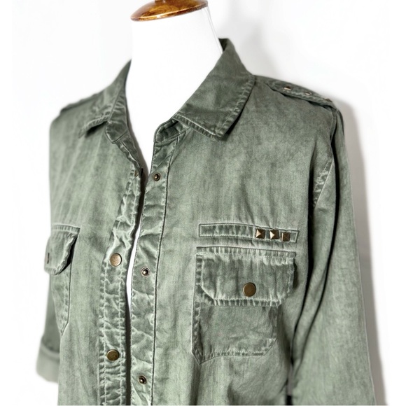 Rails Studded Distressed Green Snap Button Long Sleeve Utility Shacket Shirt - Picture 2 of 10